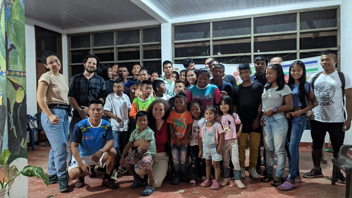 Llevar educación científica de alta calidad con el apoyo de la diaspora científica a las regiones más alejadas de Colombia es el sueño d <a href="/Sciente_Lab/">ScienteLab</a> y <a href="/CdeC_Col/">Clubes de Ciencia Colombia</a> Gracias a la <a href="/USEmbassyBogota/">US Embassy Bogota</a> <a href="/MincienciasCo/">MinCiencias Colombia</a> y a <a href="/Uniandes/">Uniandes</a> por apoyarnos para cumplir esta misión #CienciaparaColombia