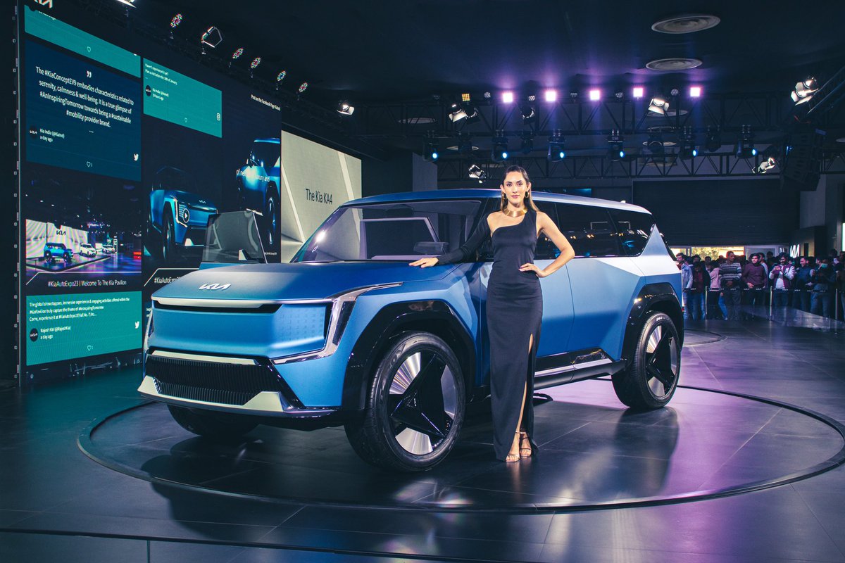 AyanJain15's tweet photo. At #AutoExpo2023 #imayanjain #kn https://t.co/Sfh2nmvi42
