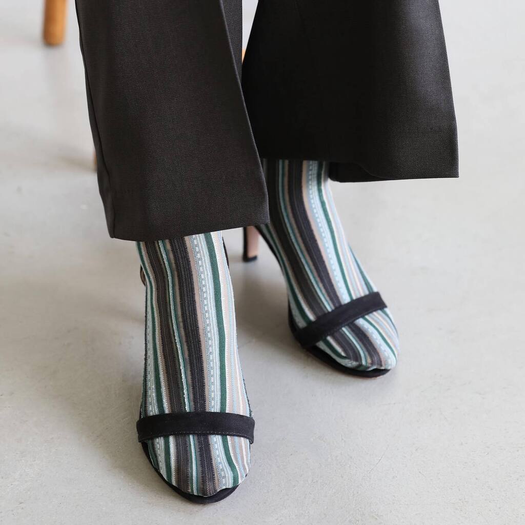 tabioparis's tweet photo. Mi-Bas Rayures Mix Verticales 70D🎙
•
•
Référence >> 021770043
Couleurs >> Noir, Nuance gris, Beige
•
•

#tabio #paris #france #tabioparis #socks #mibas #kneehighsocks #chaussettes #japan #japon #chaussettesjaponaises #japanesesocks #sockstyle #so… https://t.co/aB2HtDbPAr https://t.co/QTHzngWIDl