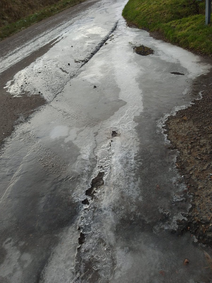 TheMarydoll's tweet photo. @FifeCouncil  I have contacted you already with no response. My mother is unable to let her house due to the ice on the road. The last time they saw a gritter was before Xmas!!! The Q47 Luthrie to Fliskmillian road. https://t.co/JGq0kVI5Jg