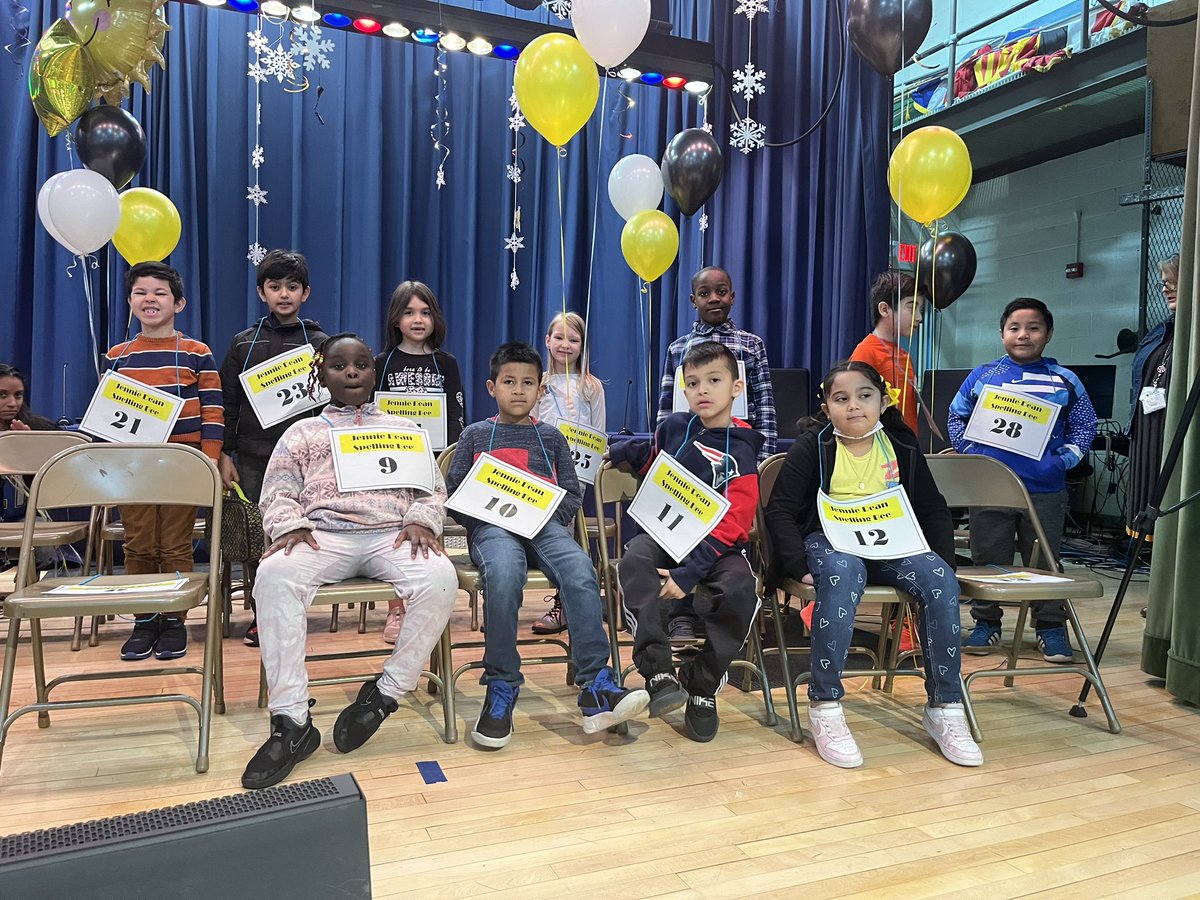 JDES_MCPS's tweet photo. Good luck to all of our FINtastic spellers!

#DeanDreamTeam #SpellingBee2023 https://t.co/kNFZ3Elcdt