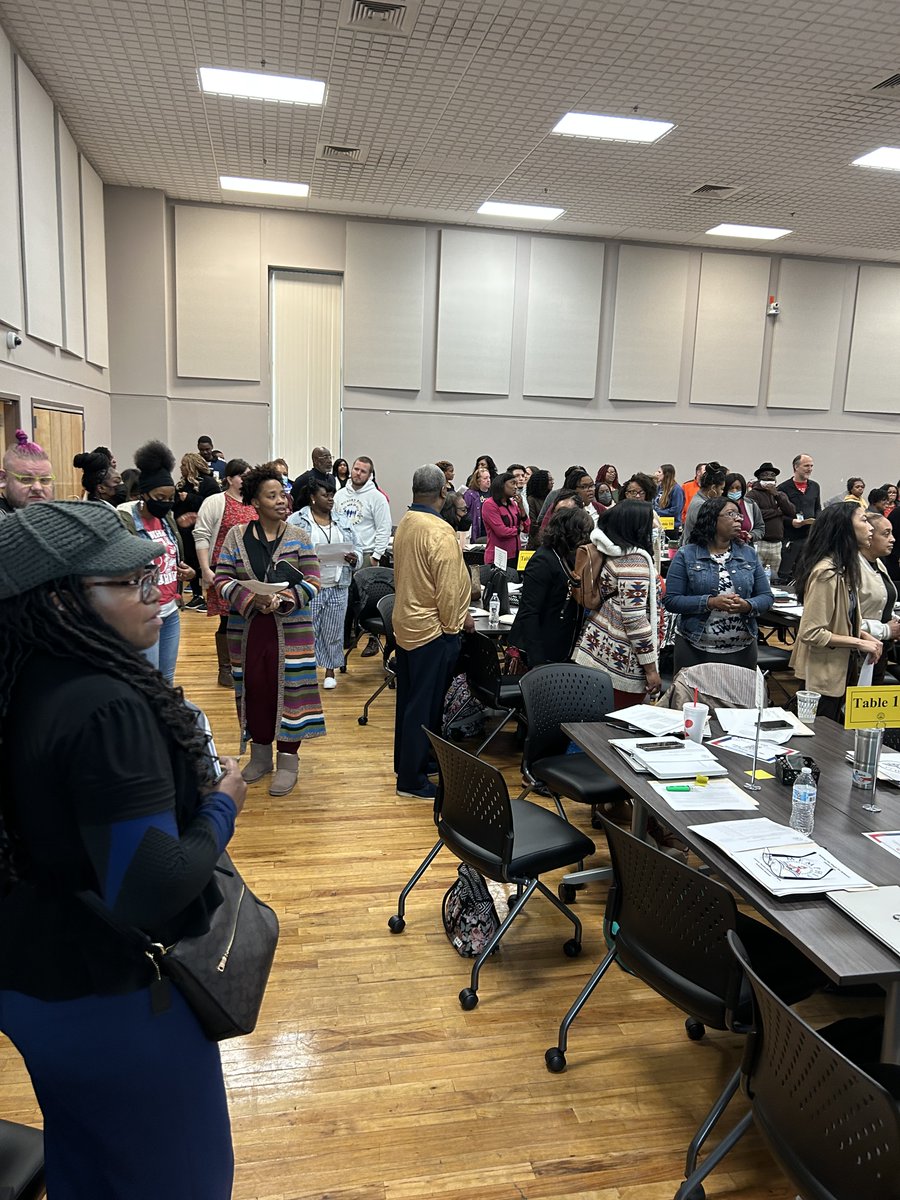 MotivatorMo's tweet photo. During January's TDW, teachers are motivating one another using the back-to-back and face-to-face strategy as they share how IP3 &amp; the 5Es are discussed when collaboratively planning. #ScienceinAction
@PLSLearn @MSCSK12 @SuptCFOToni @DrAWhitelaw @CAOCARSONJ @AsstSuptScott https://t.co/Or7wqJSyOy