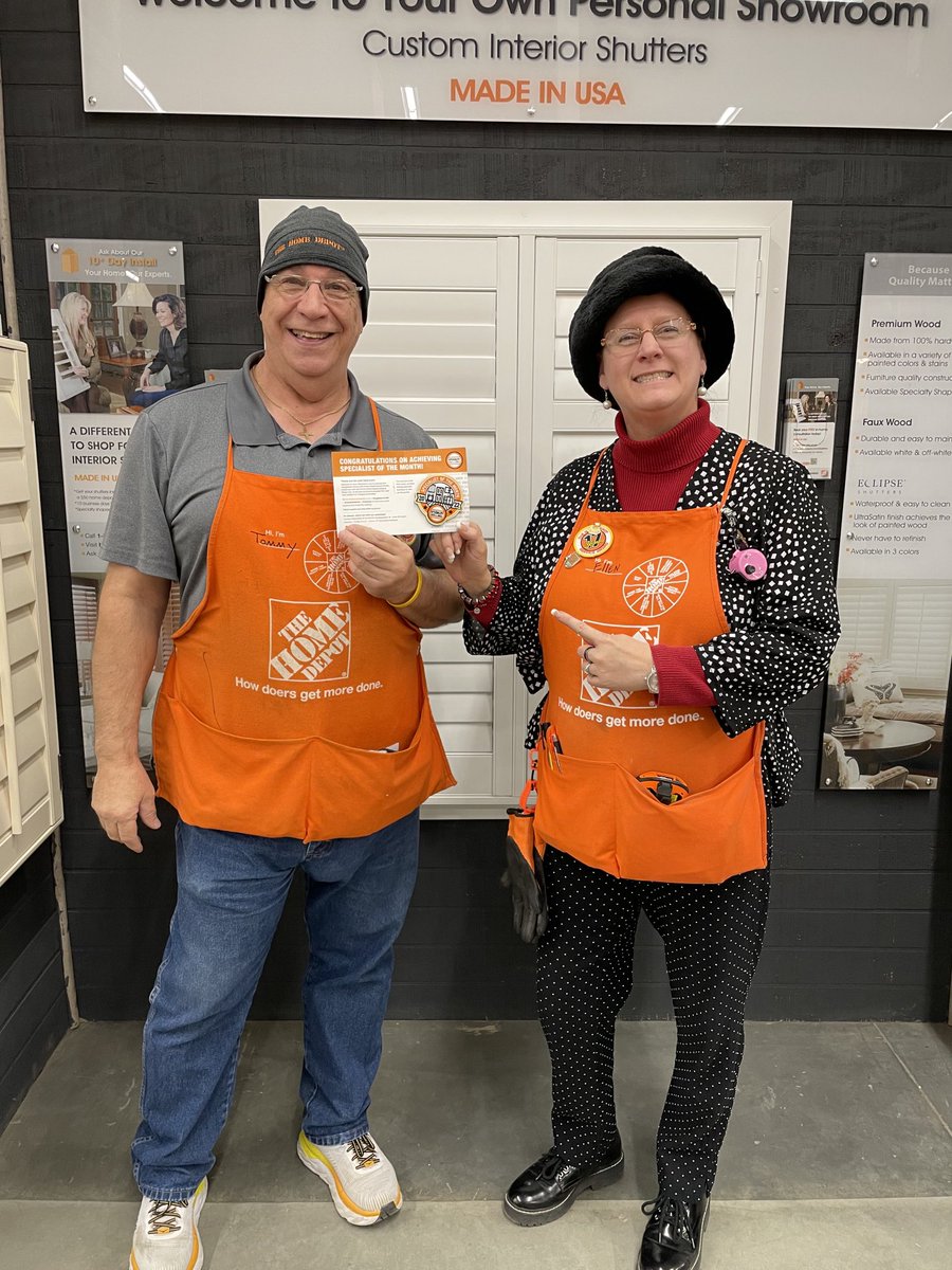 ellenjustkeepswimmingpiquette tweet media