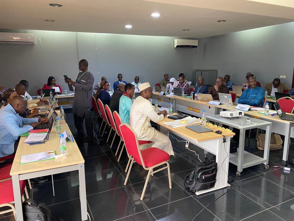 FAOWestAfrica's tweet image. ➕40 acteurs renforcent leurs capacités sur la Gestion des Prog. sensibles aux conflits par le @CILSSinfos dans le cadre du Prog. conjoint Sahel en réponse aux défis COVID-19, conflits &amp;amp; changements climatiques #SD3C mis en œuvre par @FAOWestAfrica @FIDAfriqueOuest &amp;amp; @WFP_WAfrica