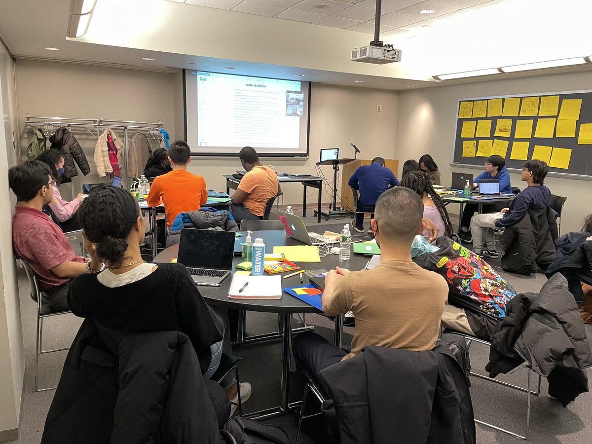 cunygcdi's tweet photo. We are delighted to welcome our first Digital Project Institute for @CUNY undergrads with generous funding from The Petrie Foundation. #digitalcuny https://t.co/znLqhZsTtu