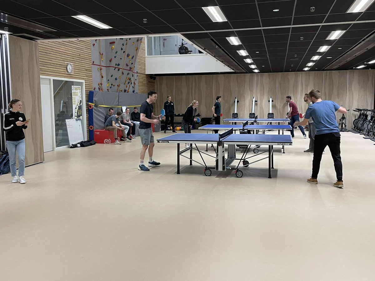 Potma009's tweet photo. Tafeltennistoernooi🏓georganiseerd door @Noordersport. Doel van het event, verbinding medewerkers @dutchboosting , @ossobv, @Dataprovidercom en @Noorderpoort medewerkers #Europapark https://t.co/dgUICga0gZ