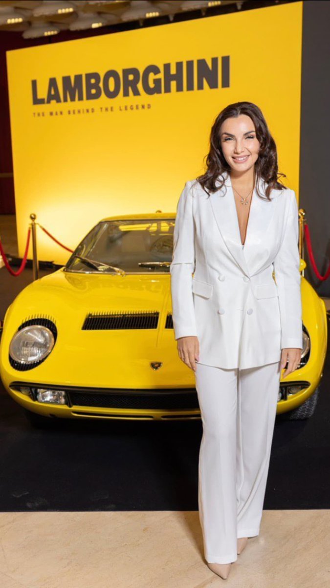 bulldaysnetwork's tweet photo. 🎞 BULL DAYS è partner tecnico del film “Lamborghini - The man behind the legend” 
📍Dopo Roma, prosegue lo show con la Premiere al Teatro Manzoni di Milano.

SAVE THE DATE: il 19 gennaio il film sarà visibile su Amazon Prime! https://t.co/9drtJM1ZhT