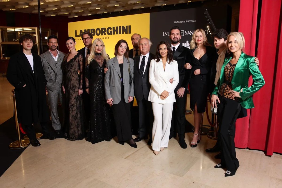 bulldaysnetwork's tweet photo. 🎞 BULL DAYS è partner tecnico del film “Lamborghini - The man behind the legend” 
📍Dopo Roma, prosegue lo show con la Premiere al Teatro Manzoni di Milano.

SAVE THE DATE: il 19 gennaio il film sarà visibile su Amazon Prime! https://t.co/9drtJM1ZhT