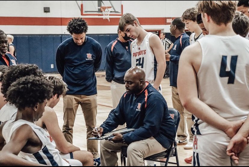 PHBball804's tweet photo. Gameday!!!

Come out and support your Patriots tonight at home as they take on Varina Blue Devils
JV-6:00
Varsity-7:30

#PHamily https://t.co/XlIh833wvc