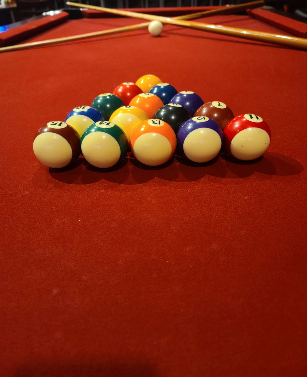 Diamond Bowling & Billiards tweet media