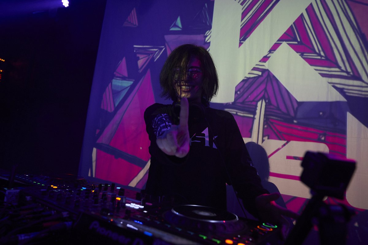 minapamina tweet media