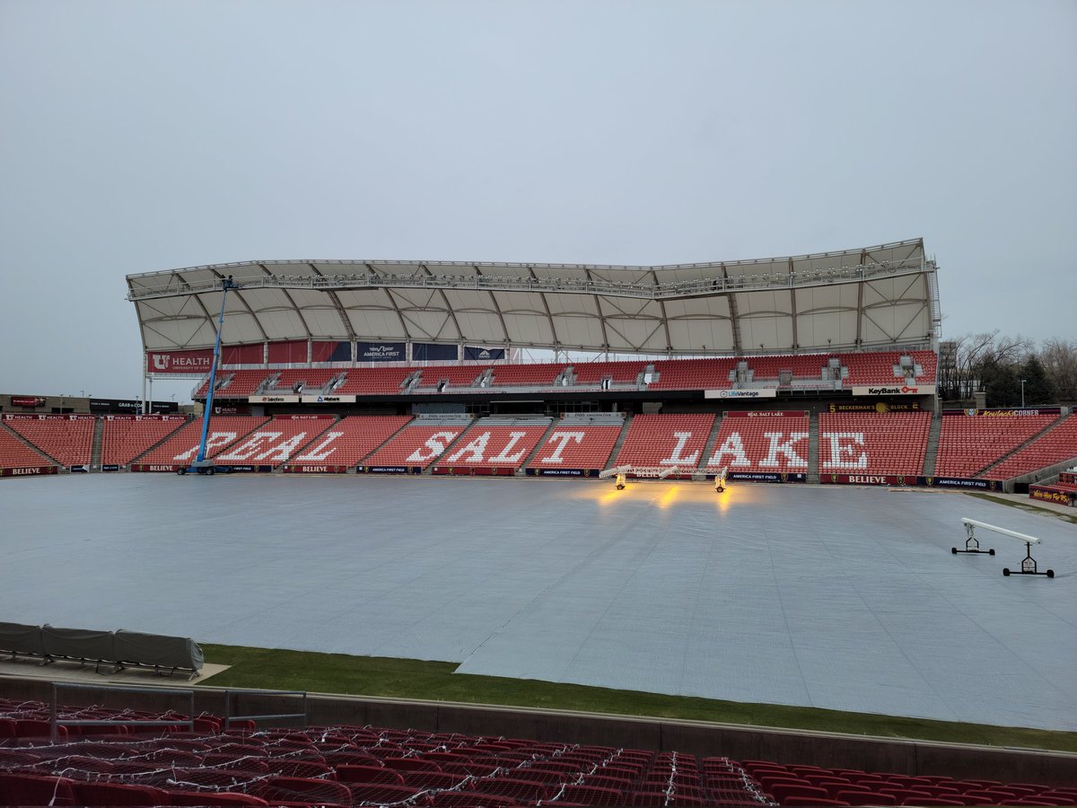 FieldExperts's tweet photo. Seminar on Wheels, Utah edition. 📸 

📍 @BYU 
📍 @realsaltlake 
📍 @SaltLakeBees  

#SFMA2023

(Photos via Steven Kienle, Wes) https://t.co/z14qY6kDD3
