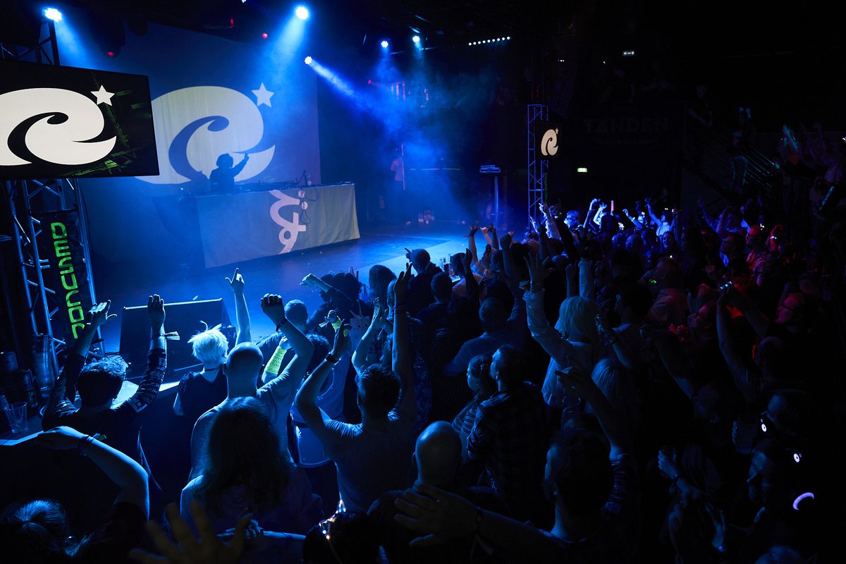 minapamina tweet media