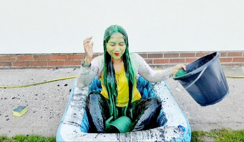 Msspinayy's tweet photo. I Can Be Pretty Messy too.
.
.
.
.
.
.
.
#gunged #gunge #messygunge #Messy #MUD #mudflood https://t.co/f6sY44Kzrp