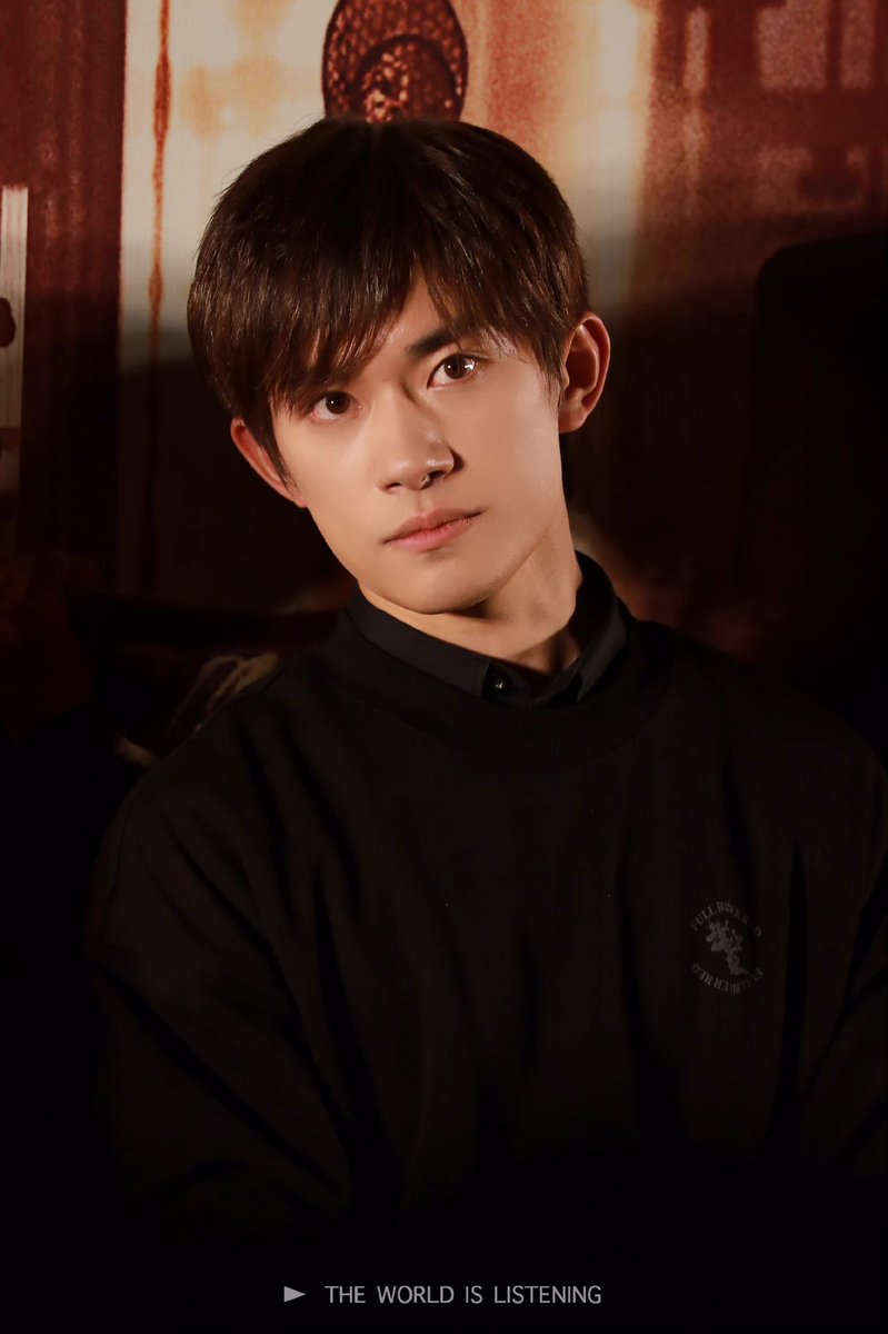 xiaofang2k's tweet photo. #JacksonYee #yyqx #易烊千玺 #FullRiverRed https://t.co/EepAz5xlEn