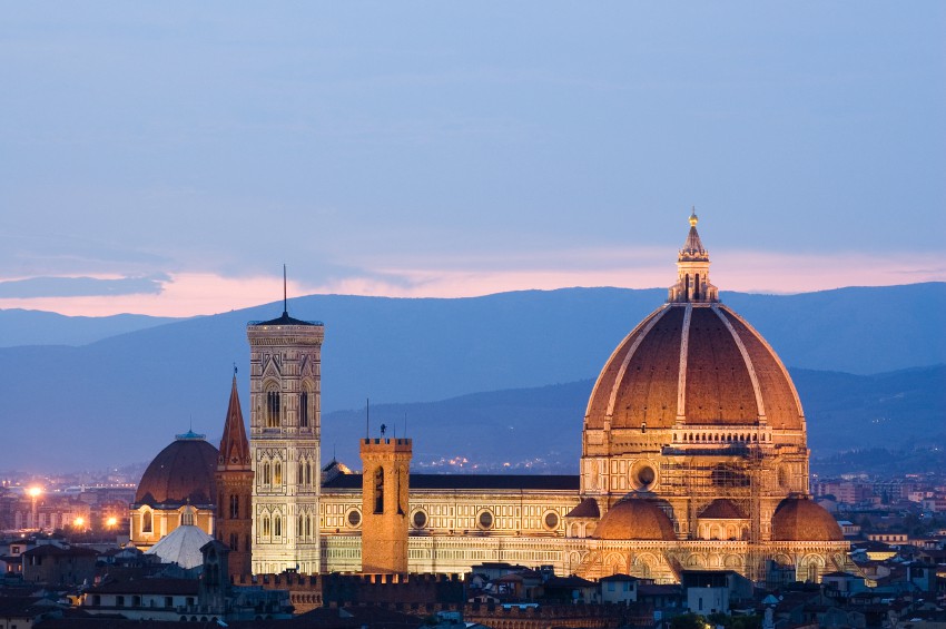CampingHomair's tweet photo. Célébrons la diversité italienne aujourd'hui 🍝
De la nourriture délicieuse aux monuments historiques en passant par les paysages à couper le souffle 😎
Pour en découvrir plus sur la botte 👉 https://t.co/loxf90aBxT
#homairvacances #campinglife #gastronomie #Italie #journéeitalie https://t.co/JxkMODR8l9