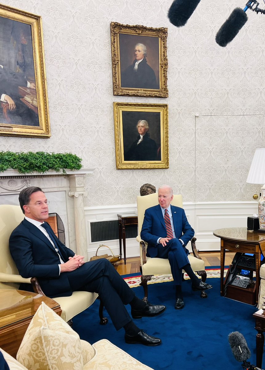 🇺🇸 🇳🇱 🇺🇸 🇳🇱
