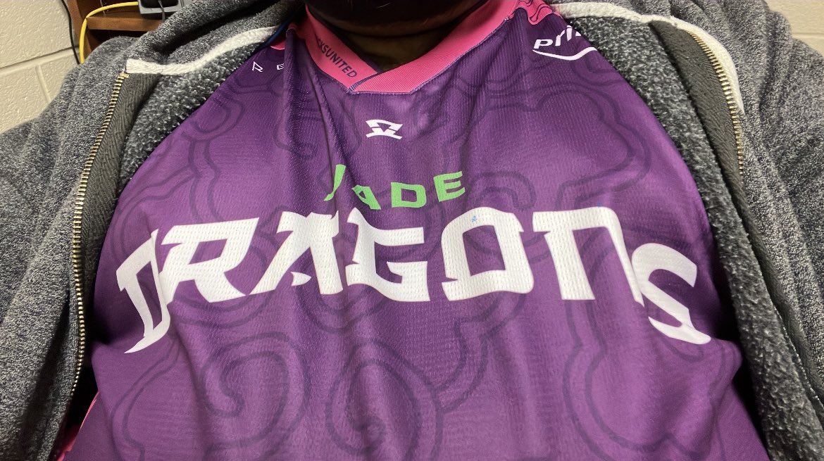 RickNyeMathGuy's tweet photo. Anyone else wore their jersey to their job? No? Just me I guess lol #PostWorldsBlues #MissingEveryone #StokedForS10 https://t.co/Hjcew3ZzkL