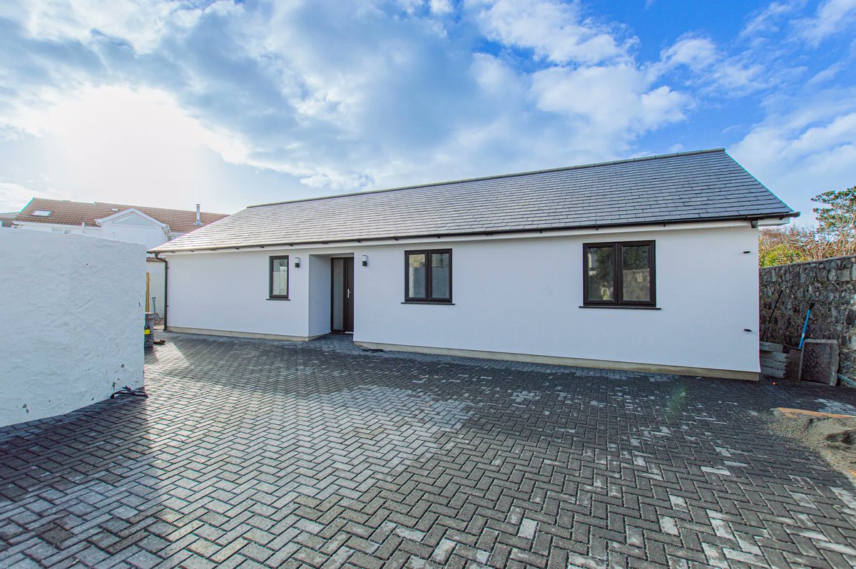 Sheppards Estate Agent tweet media