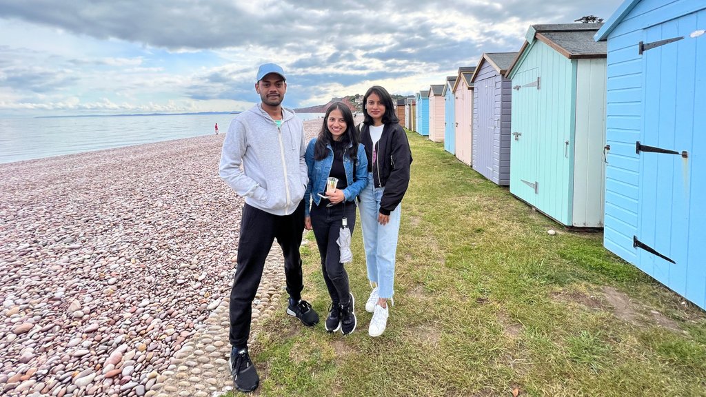 ExeterGuild's tweet photo. One of the best ways to explore Exeter and the local area is to come along to our Give It A Go events!

From beach trips to llama walking, we provide our students with a unique range of opportunities throughout the year.

Click here for more events info ➡️ https://t.co/hb58KmVpvF https://t.co/etV81s9Tln