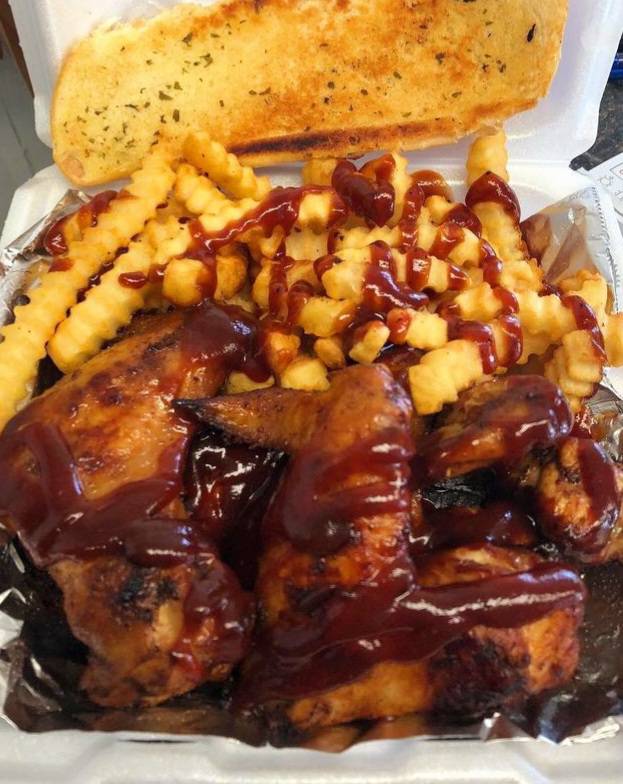 homevsfastfood's tweet photo. Barbecue Chicken 🍗 Fries and Garlic Bread 
https://t.co/J4kfnLdrNE https://t.co/dtKUVIJJOv