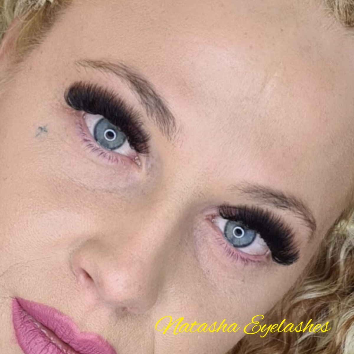 NEyelashes's tweet photo. #extensiigene #laminareagenelor  #cursuriextensiigene #lashtraining #lashtrainer #curbural #cursuri #extensiigenefircufir #influencer #laminareagenelor  #laminare  #laminaregene #extensiigene #lashextensions  #cursuriextensiigene #romanianinfluencer #lashtips https://t.co/7iZr3hRRby