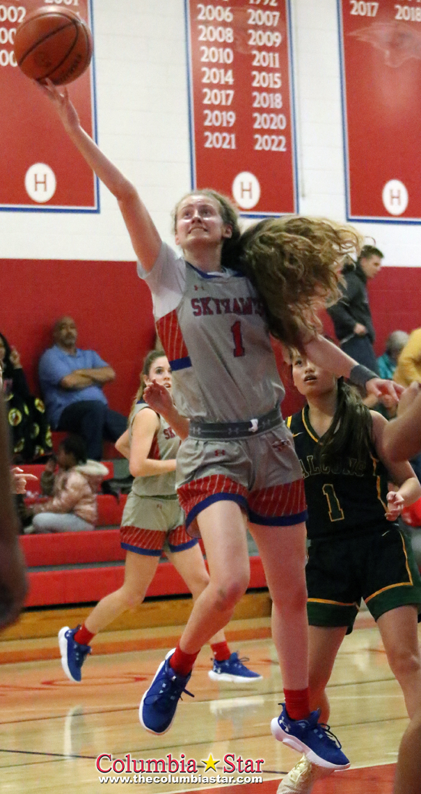 StarSportsFeed's tweet photo. We've got pics posted from Friday's @Skyhawkwbb v @BenLippenWBB game! Visit https://t.co/W1NQYGHlI8! https://t.co/QBhOxHBsdQ