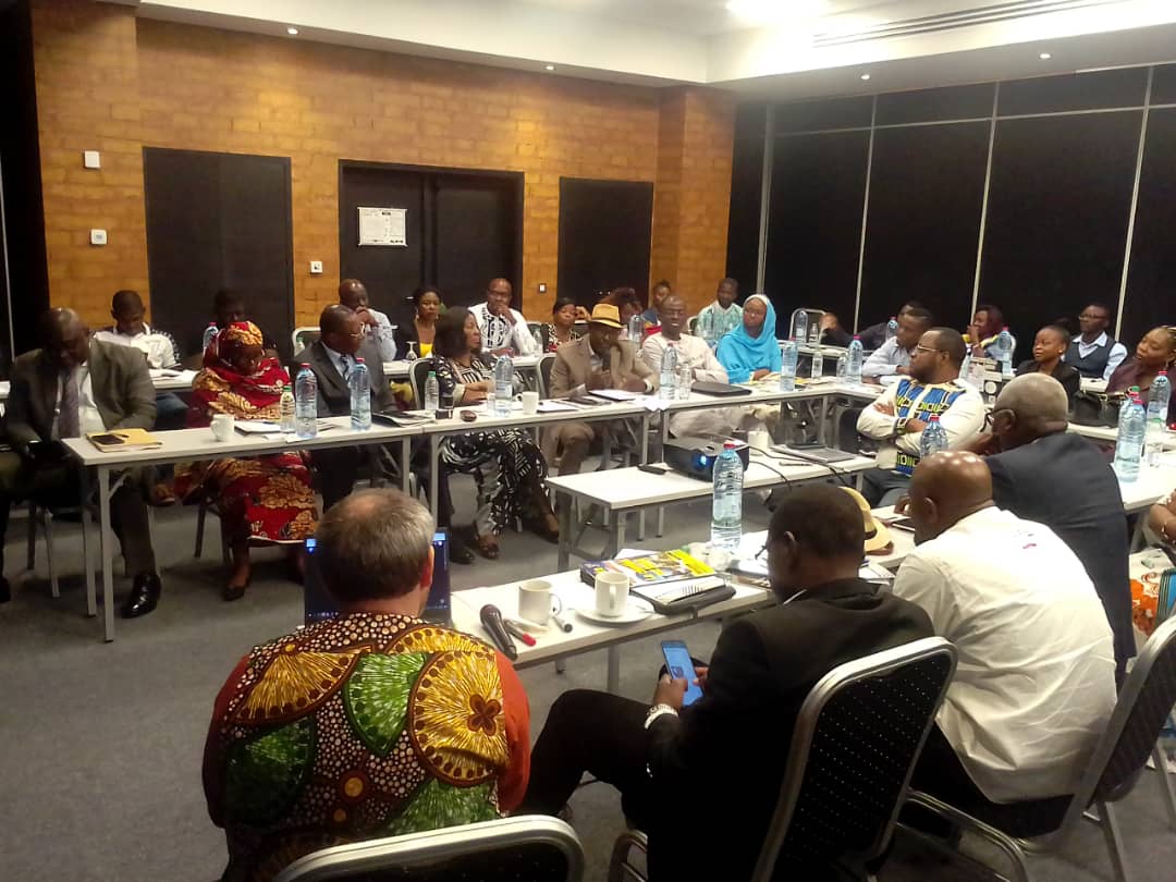 DigaMathieu's tweet image. Une certaine émotion pour ce dernier jour avec la communauté des CCOM et gestionnaires de PAN/TCP #pradec 
Regardons avec fierté le résultat atteint après ±2 ans d&apos;accompagnement : plus de 36.000 nouveaux abonnés notamment sur les pages communales Facebook fb.com/fbpradec