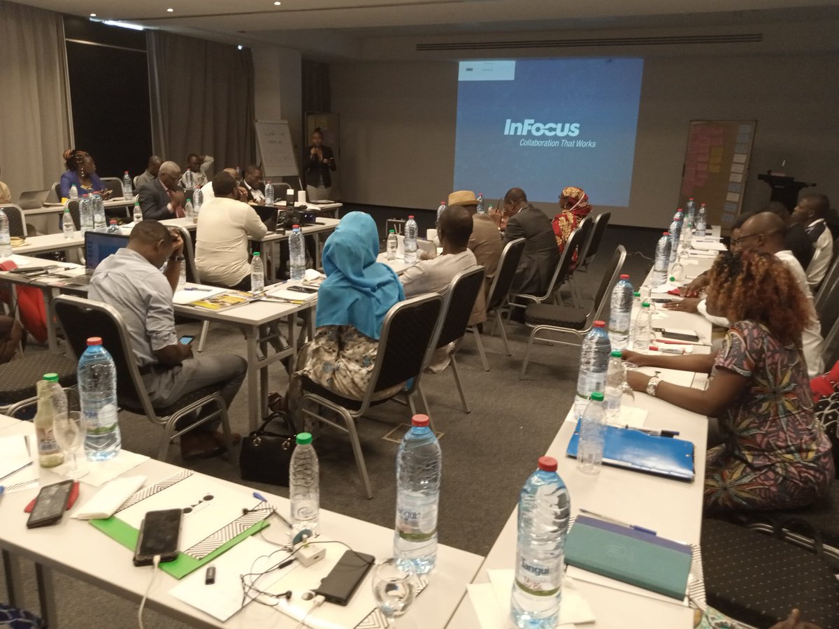 DigaMathieu's tweet image. Une certaine émotion pour ce dernier jour avec la communauté des CCOM et gestionnaires de PAN/TCP #pradec 
Regardons avec fierté le résultat atteint après ±2 ans d&apos;accompagnement : plus de 36.000 nouveaux abonnés notamment sur les pages communales Facebook fb.com/fbpradec