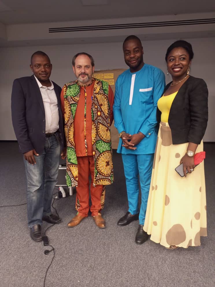 DigaMathieu's tweet image. Une certaine émotion pour ce dernier jour avec la communauté des CCOM et gestionnaires de PAN/TCP #pradec 
Regardons avec fierté le résultat atteint après ±2 ans d&apos;accompagnement : plus de 36.000 nouveaux abonnés notamment sur les pages communales Facebook fb.com/fbpradec