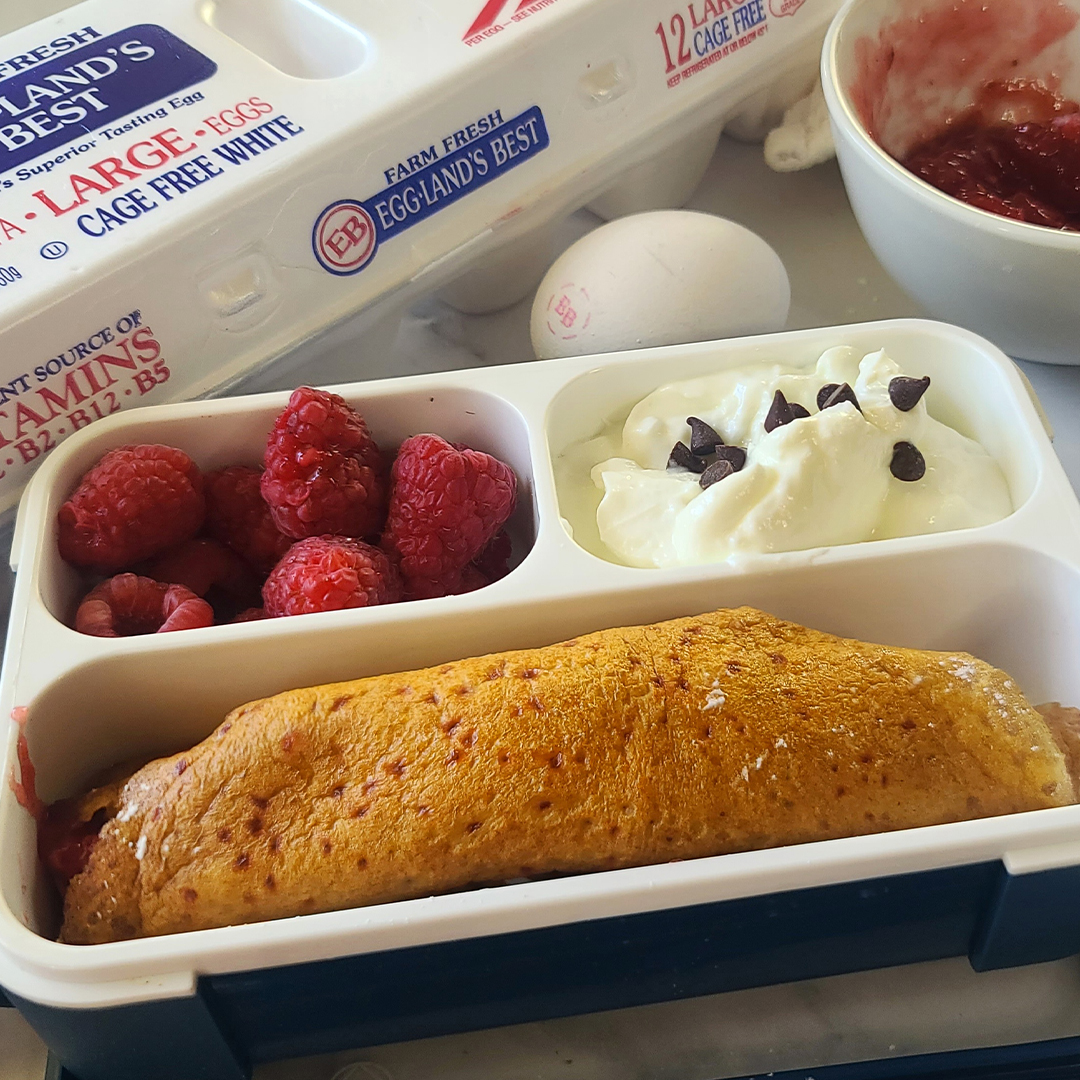 EgglandsBest's tweet photo. Didn’t think crepes could be healthy? Seeing is believing ☺️
✶
✶
#madewithEB #onlyfeedmeEB #thEBest #egglandsbest #yougetwhatyouputin #bettereggs #betternutrition #crepes #mealhack #peanutbutterjelly #recipeswap https://t.co/n3rcIYRDJX https://t.co/sFXkoHA2x2