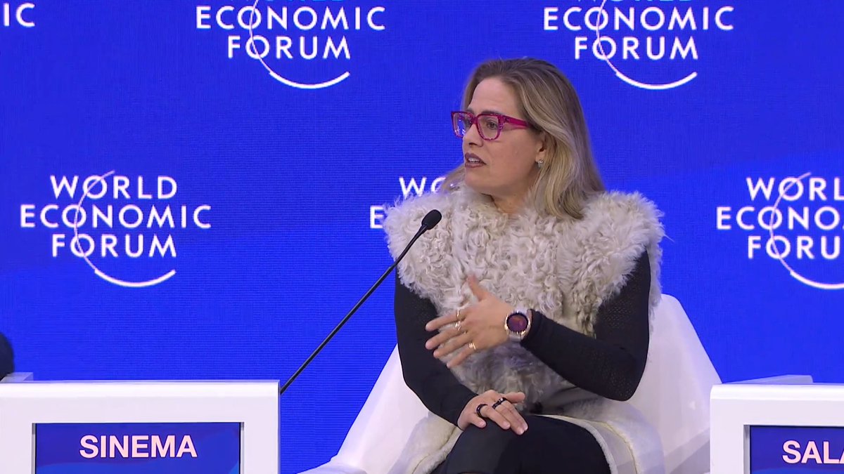 πΊπ¦ BadgerStew π» on Twitter: "Kyrsten Sinema showing up in Davos wearing