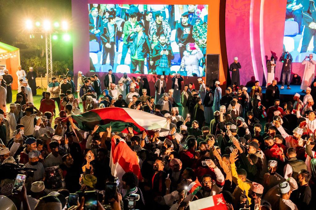 ftblfanarena's tweet photo. يوم شيق و حماس لا مثيل له في #ميدان_مشجعي_كرة_القدم 
@omanconvetion⚽️🤩 https://t.co/xEBqAYOvmH