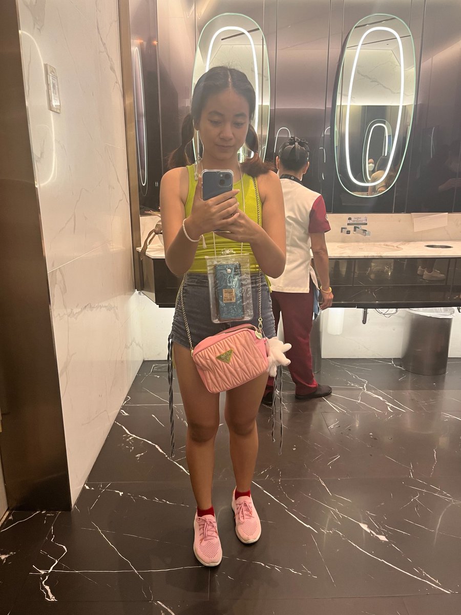 koisingle999's tweet photo. Love IPhone 😍🥰 https://t.co/42mu5kMCVR