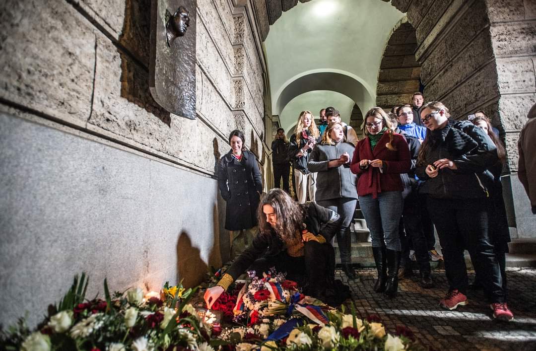 Připomínali jsme si, proč je potřeba aktivně se starat o svoji svobodu a nezapomínat na historii. Připomeňte si to s námi!