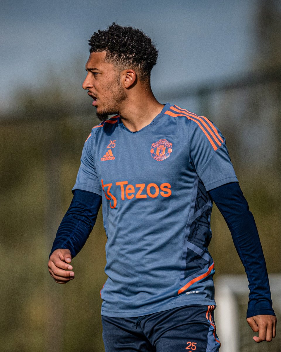 Jadon Sancho is back in Manchester United training 💪