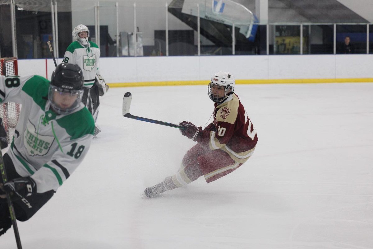 tandcstudios's tweet photo. 12-30-22 Bishop Watterson Ice Hockey v Athens @BishopWatterson @BWHS_Athletics @bwhsicehockey https://t.co/Jmc5IBYy3A