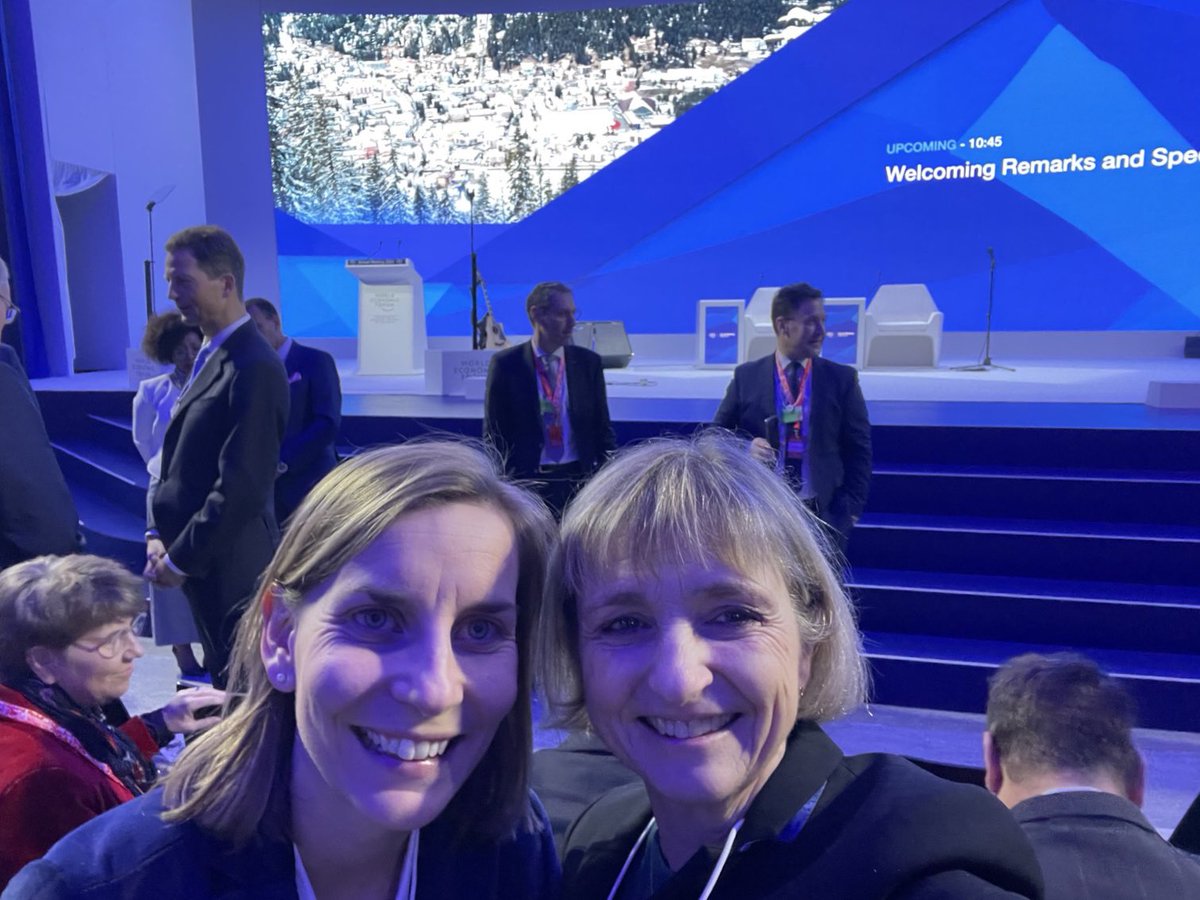 FabFischerGE's tweet photo. Ville de Genève, canton de Genève : 3 femmes à Davos, unies pour porter les valeurs de la Genève locale, cantonale et internationale ! #WEF23 @ChappuisM @NatFontanet https://t.co/Rf1fLGyBWC