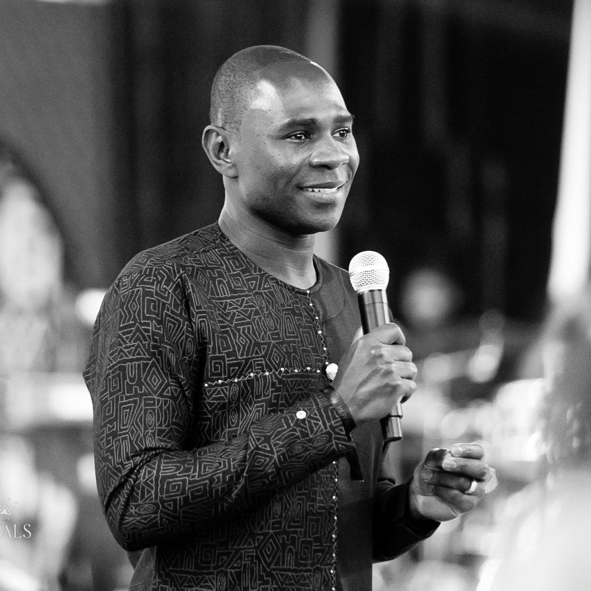 We have historically been disadvantaged with building wealth 😔

We have had less access to resources, tools and the right education.

This has led to a major wealth gap. That is why it is important for us to build Generational Wealth. 

How I’m helping to fix this.

A thread 🧵