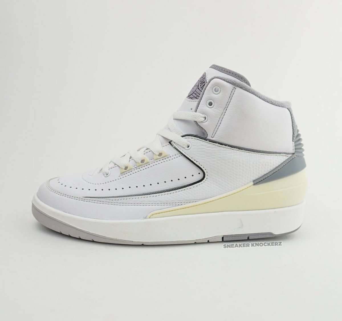 nicekicks's tweet photo. “Neutral Grey” Air Jordan 2 set for May 🌅 https://t.co/y3DS1Im4yN