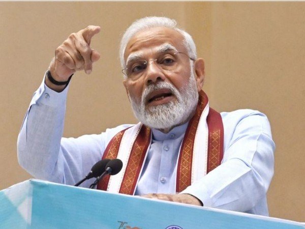 MeghUpdates's tweet photo. Reach out to Muslims especially Bohra &amp; Pasmanda Muslims' without expecting votes in return: PM Modi to BJP workers https://t.co/kXAq8ZSh4W