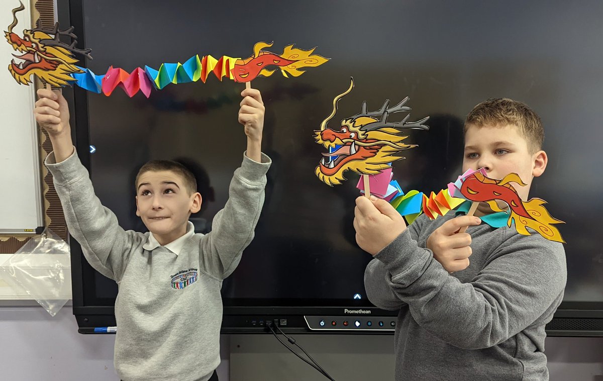 MissKJenkins1's tweet photo. The boys @CSCGriffin @wlconnolly have enjoyed learning about Chinese New Year, they are very skilled with their chopsticks 🍜#chinesenewyear https://t.co/oAxv61uwKC