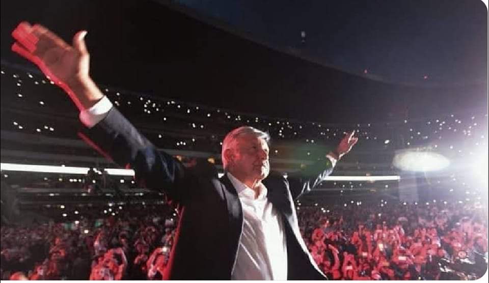 jooaa96's tweet photo. Mis papás: ¿ Y las escrituras de la casa ?

Yo hasta el frente en el concierto de Madonna: https://t.co/mVzijuQ4O7