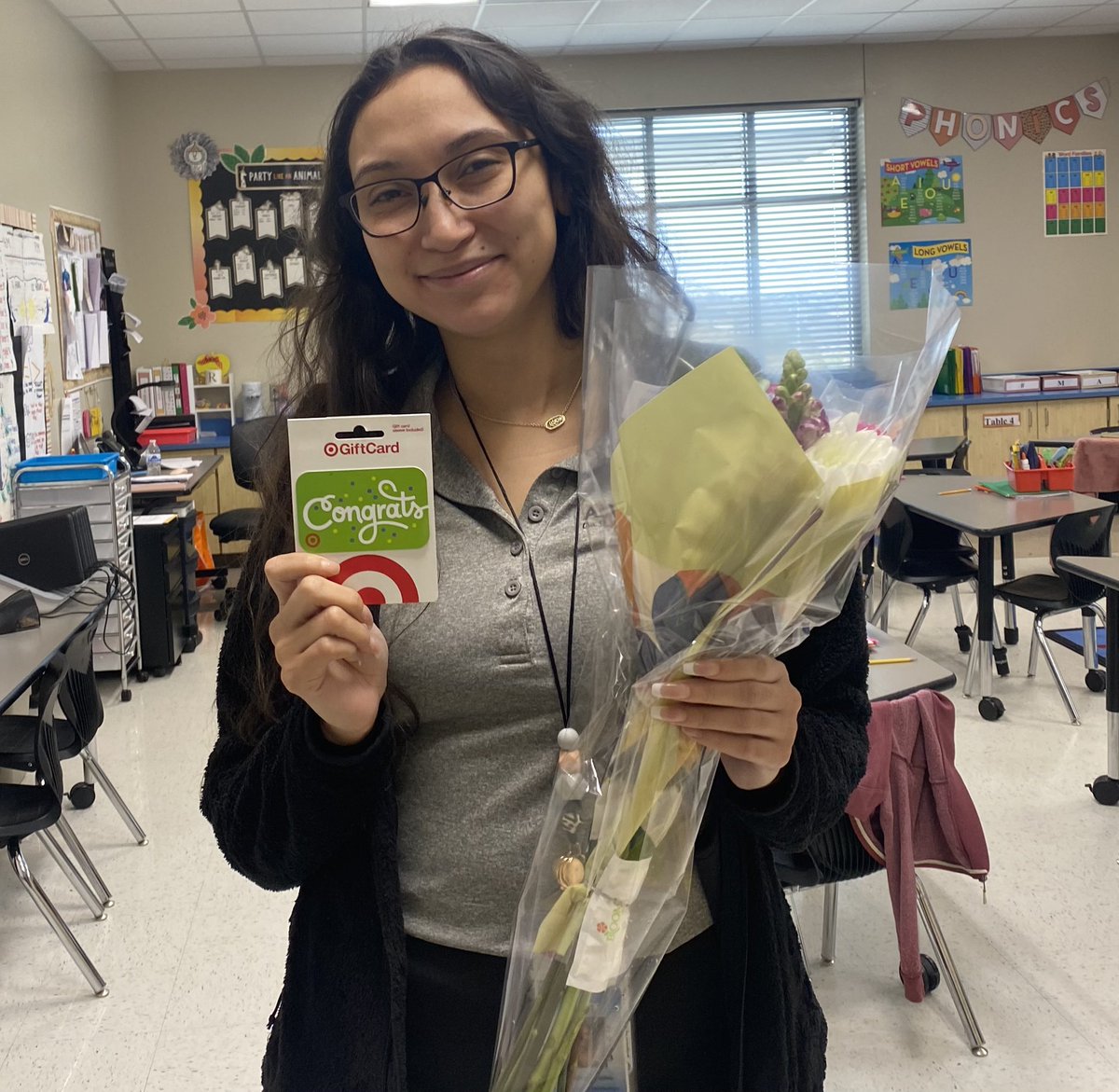 BelNafegar's tweet photo. Congratulations to our ‘22-23 Rookie Teacher of the year Ms.Rosales! While this is not her first year in education, or her first year at BSE, it’s her first year having a classroom of her own and she makes it look EASY!!! Congratulations 🎈 https://t.co/wqpwCCV01r