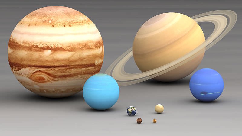 Ronenl's tweet photo. @redditSpacePorn Doesn’t make sense, the moon is like a basketball for us, and we’re like a tennis ball for Saturn. https://t.co/FEtMposJVP
