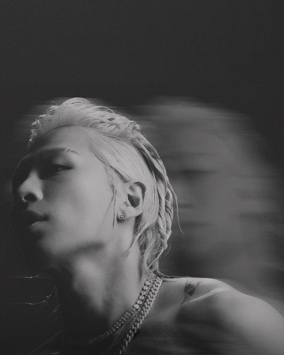 vip_labels's tweet photo. TAEYANG DE BIGBANG ha nombrado como Embajador Global de GIVENCHY 2023!
Felicidades a nuestro sol🎊

#TAEYANG #vibe #GIVENCHY @Realtaeyang https://t.co/bBqziGZqLD