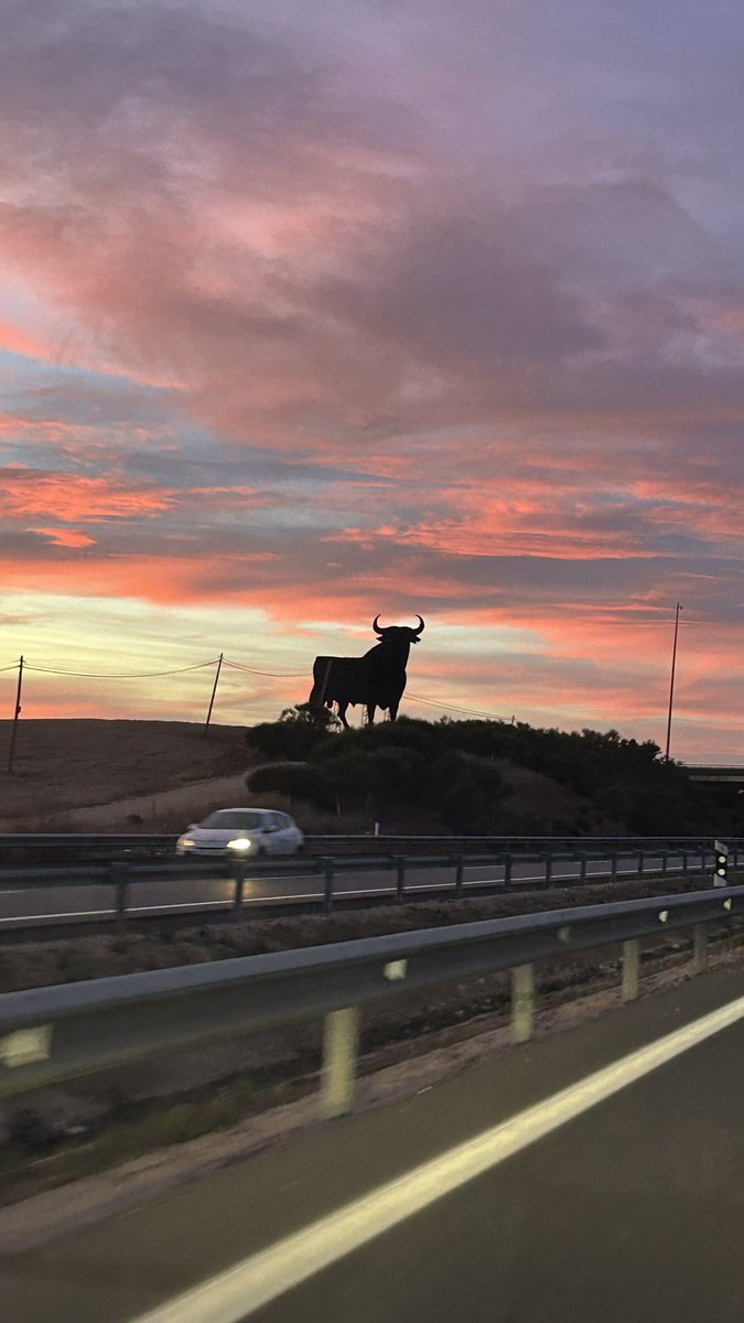 marceisabel10's tweet photo. @tweetsforyoul Rumbo a Madrid 😍 https://t.co/nhIpsfTaIA
