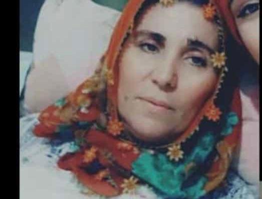 Le_CDKF's tweet image. Nous venons d'apprendre le décès de la mère du chanteur kurde #MîrPerwer tué dans l'attentat ctre le #CDKF le 23/12/2022. Déjà malade, elle n’a pu survivre à la mort de son fils. Elle est décédée aujrd’hui à l’âge de 45 ans. Nos profondes condoléances à sa famille et ses proches