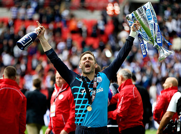 A Very Happy Birthday to Robert Green 43 Today 