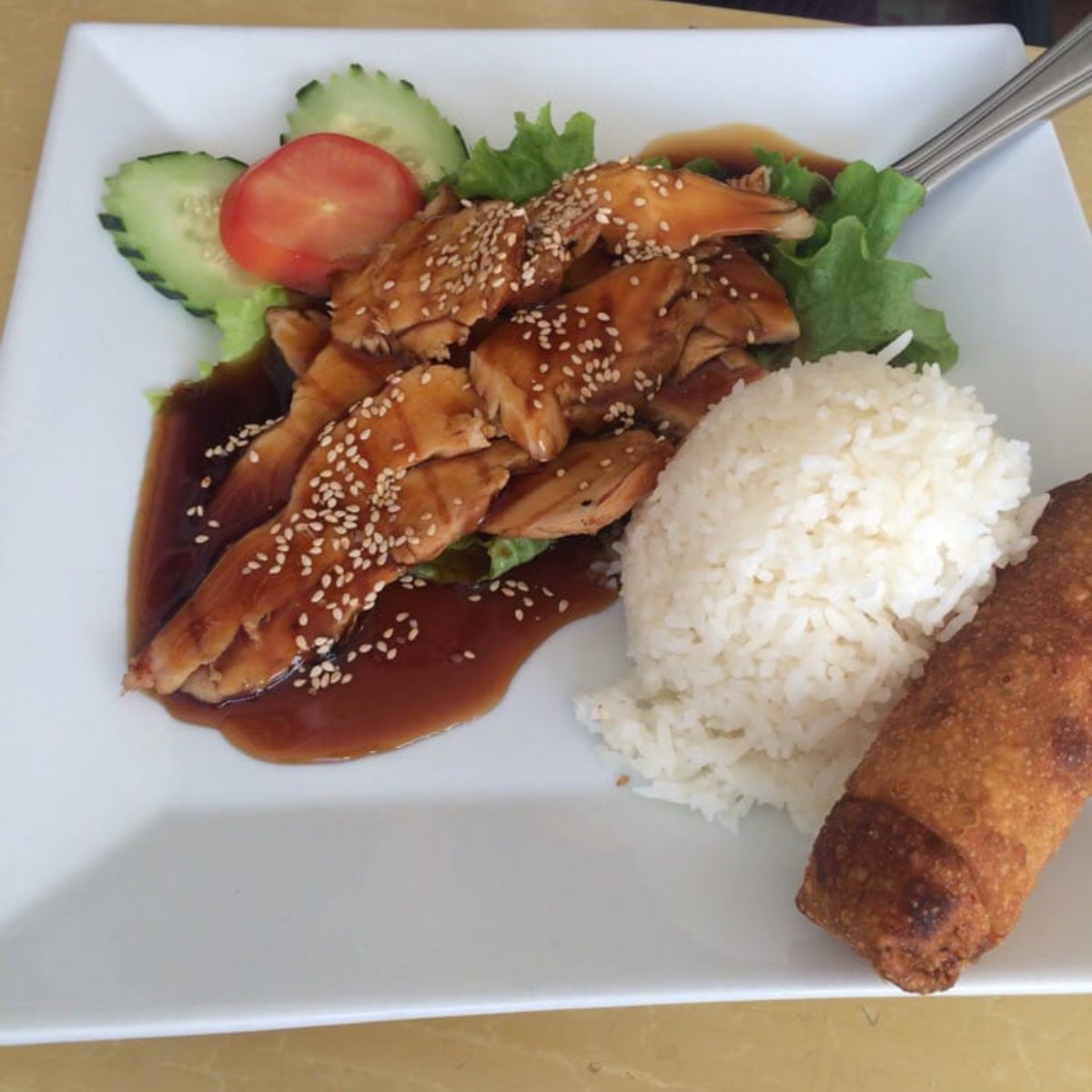 ThaiSelectTX's tweet photo. Thai comfort food doesn’t get any better than this. Stop by Thai Select today, located at 4630 SW Loop 820. #FortWorthFood https://t.co/vSRDlpH7cK